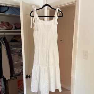 White dress bow straps-adjustable